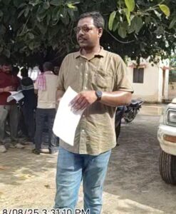 आर आई और दलालों के बीच का पुल विक्रांत वर्मा