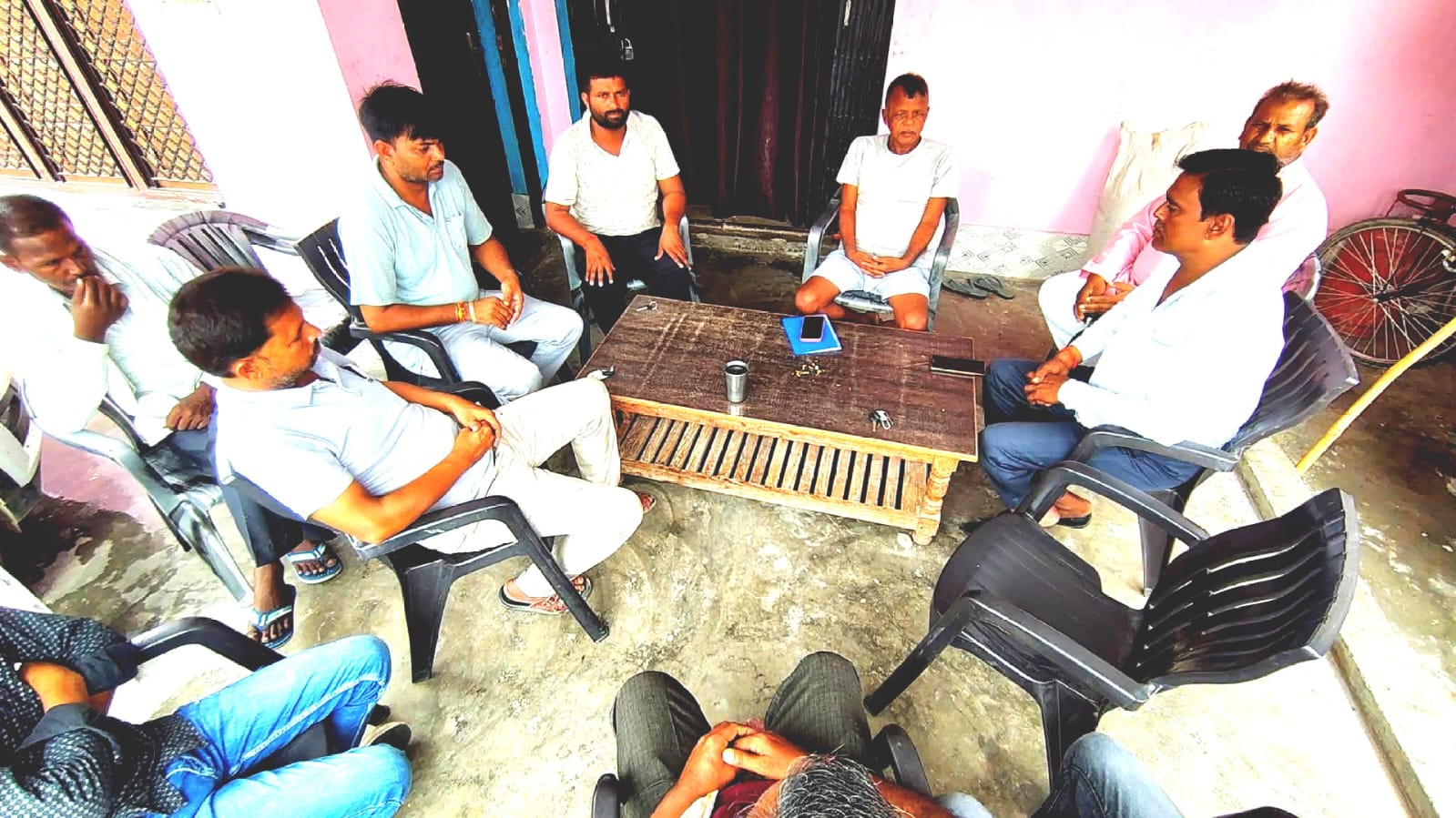 जनता दर्शन में गूंजे विकास के मुद्दे, विधायक श्याम सुंदर भारती ने 15